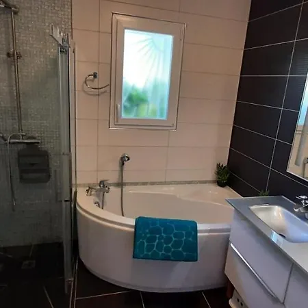 Bassin D'arcachon, Maison Climatisée Au Calme, Proche Lanton