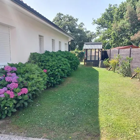 Hébergement de vacances Bassin D'arcachon, Maison Climatisée Au Calme, Proche